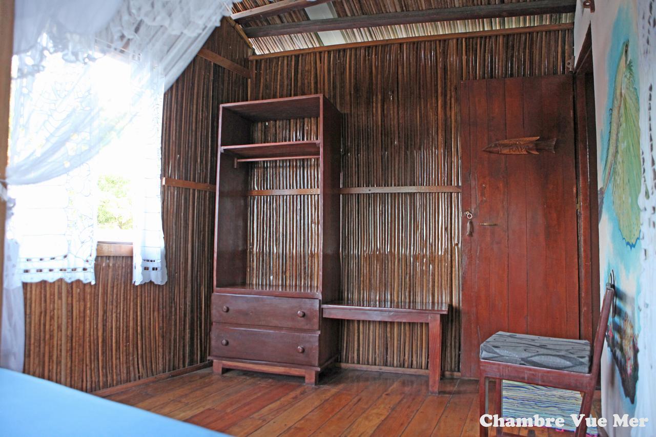 Chez Yolande Hotel Ampangorinana Exterior foto